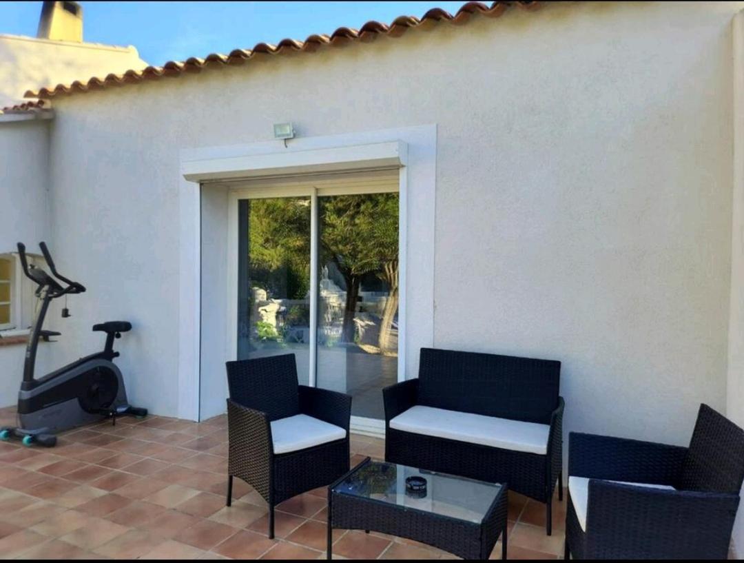 Logement La Belle Provence Le Beausset Bagian luar foto