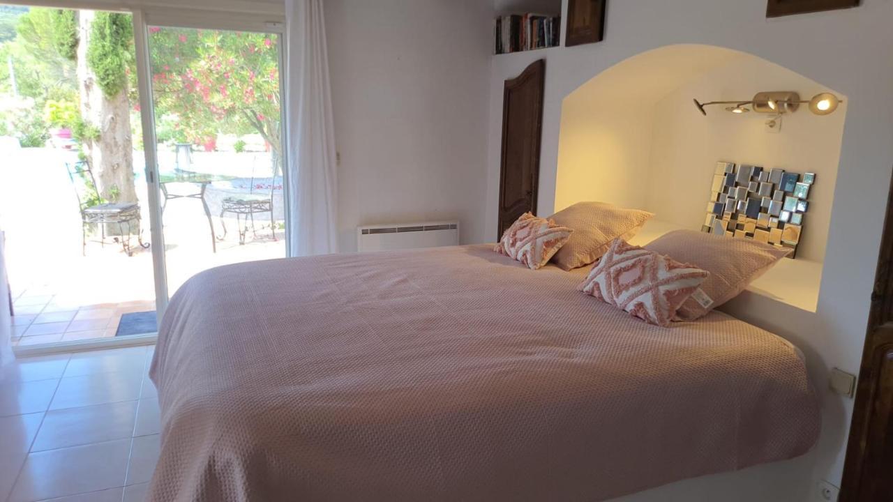 Logement La Belle Provence Le Beausset Bagian luar foto
